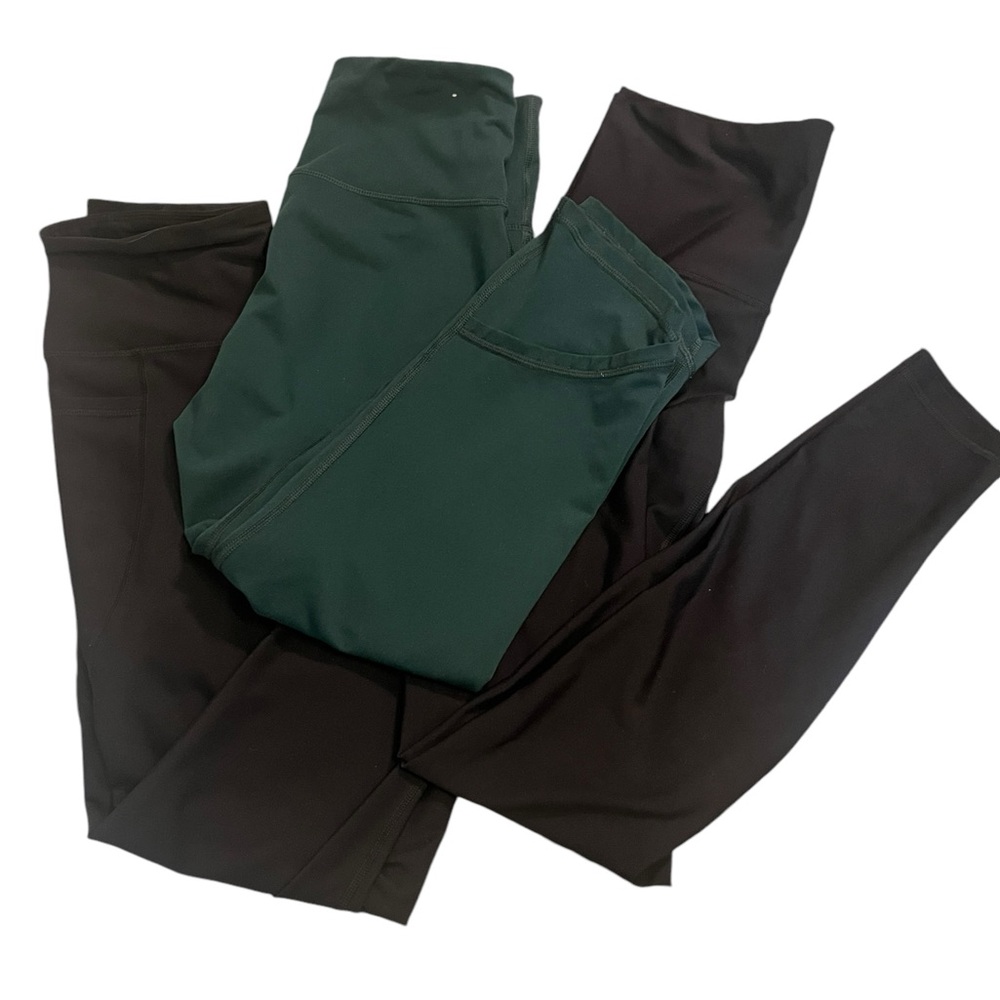 Three Pairs of Old Navy Yoga Pants. Power Soft and Go Dry, Size Med - Picture 9 of 9